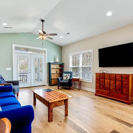 24Th Ave Retreat Villa